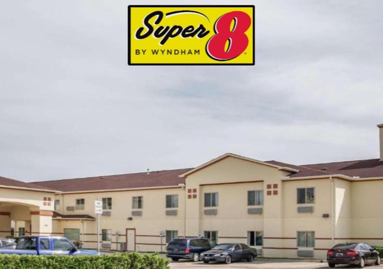 Hotel Super 8 By Wyndham Brenham Tx Zewnętrze zdjęcie
