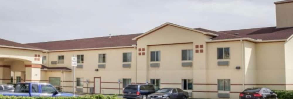 Hotel Super 8 By Wyndham Brenham Tx Zewnętrze zdjęcie